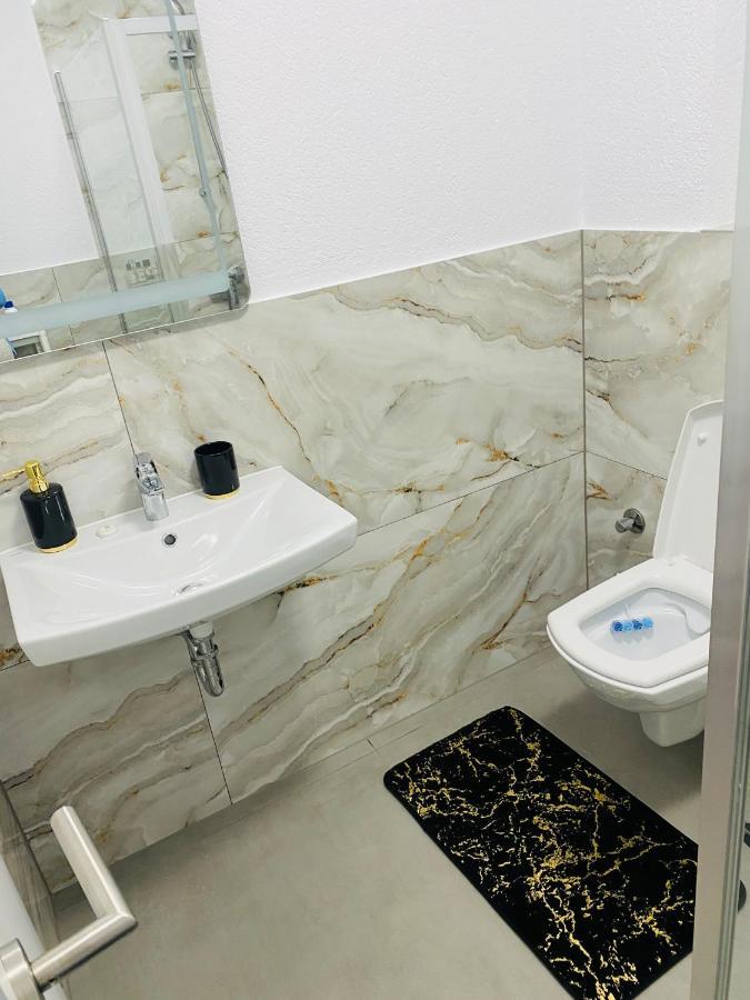 Luxury Queen Moldvahosszúmező Kültér fotó