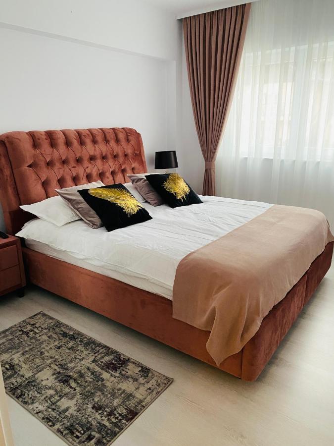 Luxury Queen Moldvahosszúmező Kültér fotó